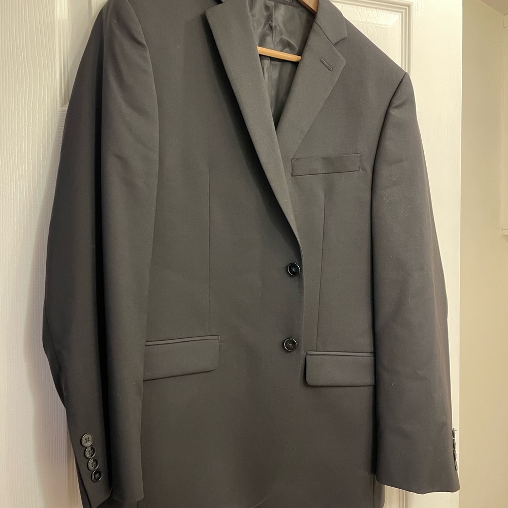 EUC Calvin Klein Wool Blend Solid Black 2 Button Suit jacket Size 40R - Picture 7 of 7
